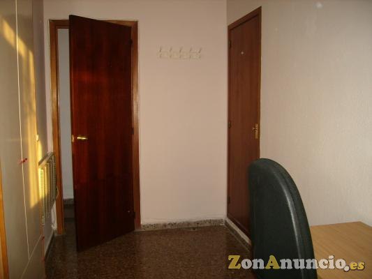 SE ALQUILA HABITACION PARA ESTUDIANTES